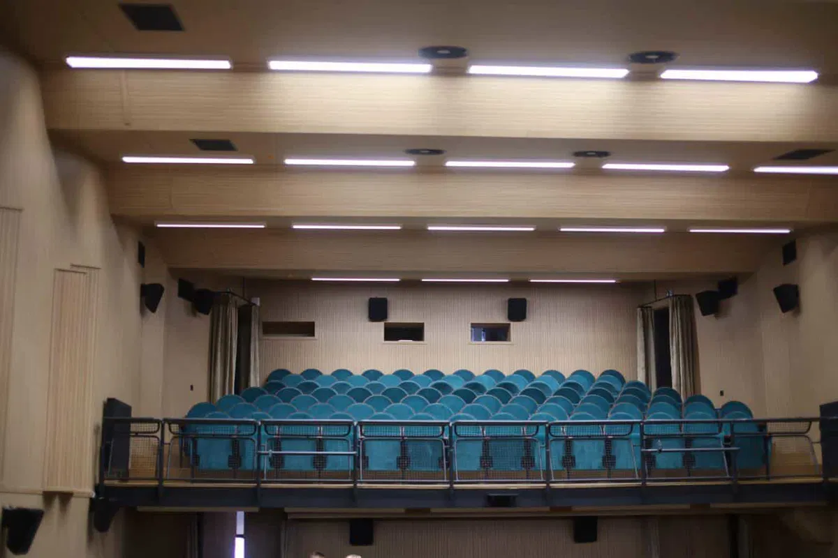 Kulturni dom v Slovenj Gradcu s prenovljeno dvorano, obeta se tudi prizidek k Tretji OŠ