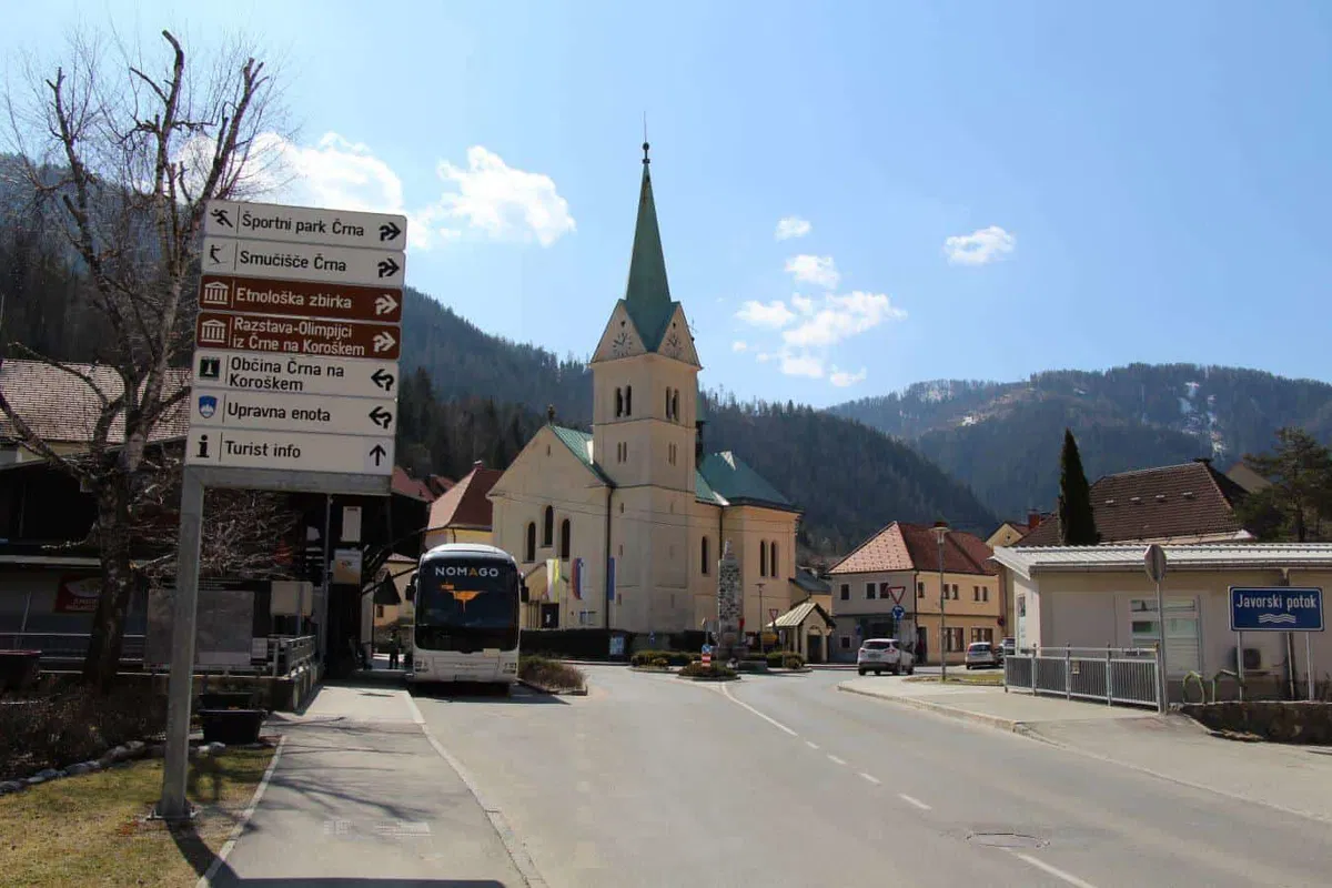 Občini Črna in Slovenj Gradec ponosni prejemnici priznanj dobrih praks mest
