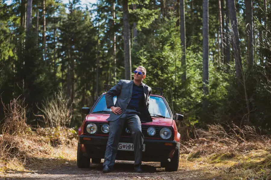 Koroški glasbenik predstavlja akustično rock balado za "mednarodni glasbeni parket"