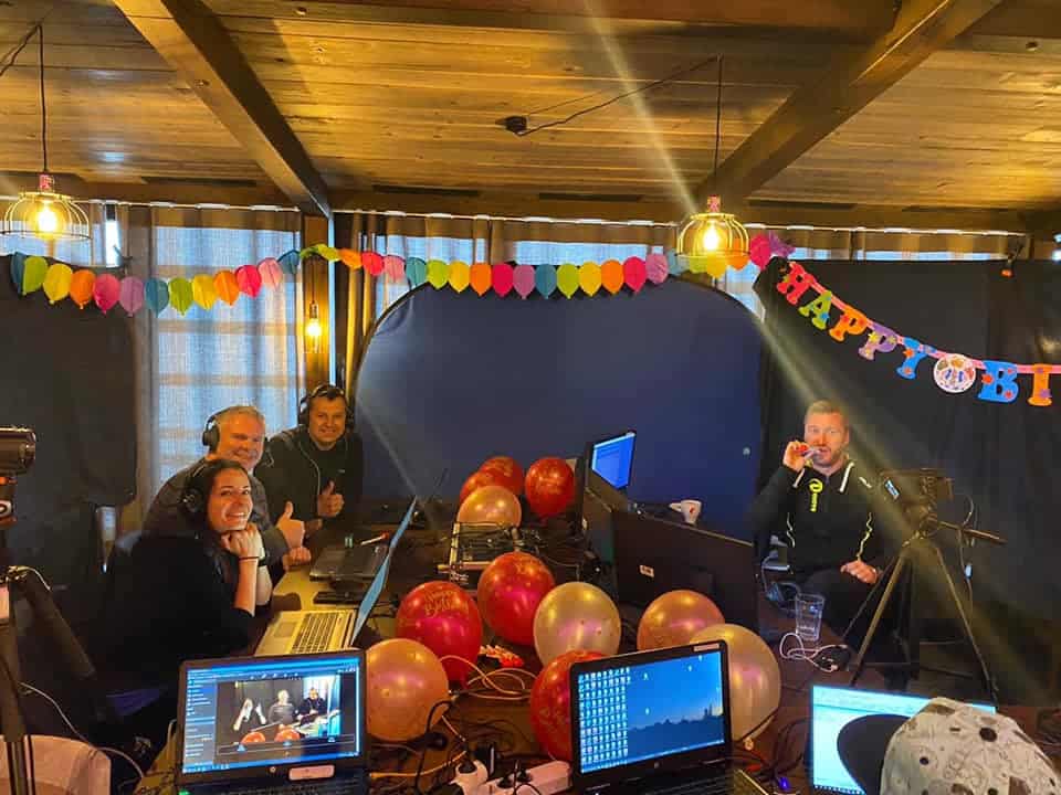 Ekipa Denis Avdić Showa simpatični Korošici pripravila rojstnodnevno praznovanje na Kopah