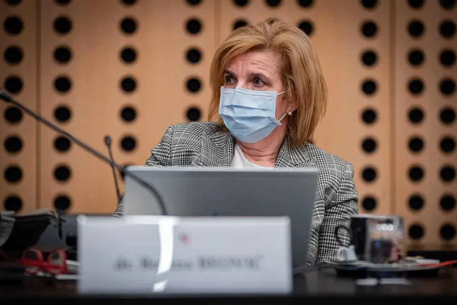 Beovićeva: Pametno je, da se pripravimo na naslednji epidemični val. Kot je dodala, ne gre za "nobeno strašenje"