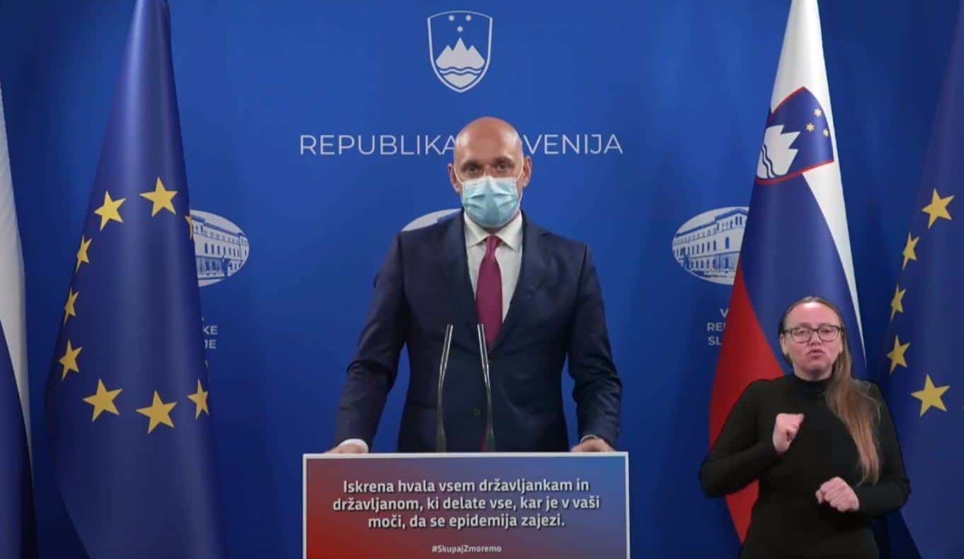 Zajc: Izigravanje epidemioloških pravil na dolgi rok ne koristi nikomur