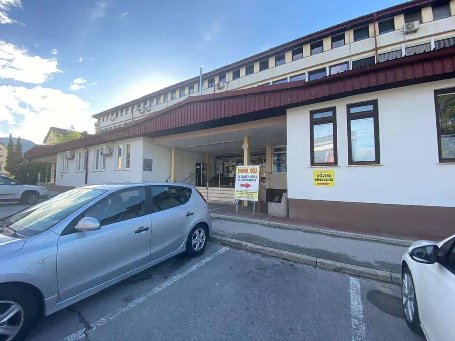 Slovenj Gradec: Na cepljenje proti covidu-19 se je potrebno naročiti