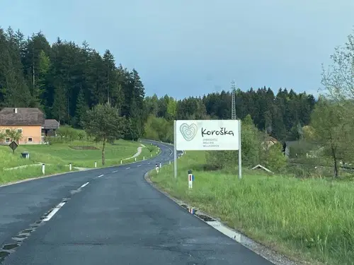 DS s predlogom za 15 pokrajin in poseben status Ljubljane