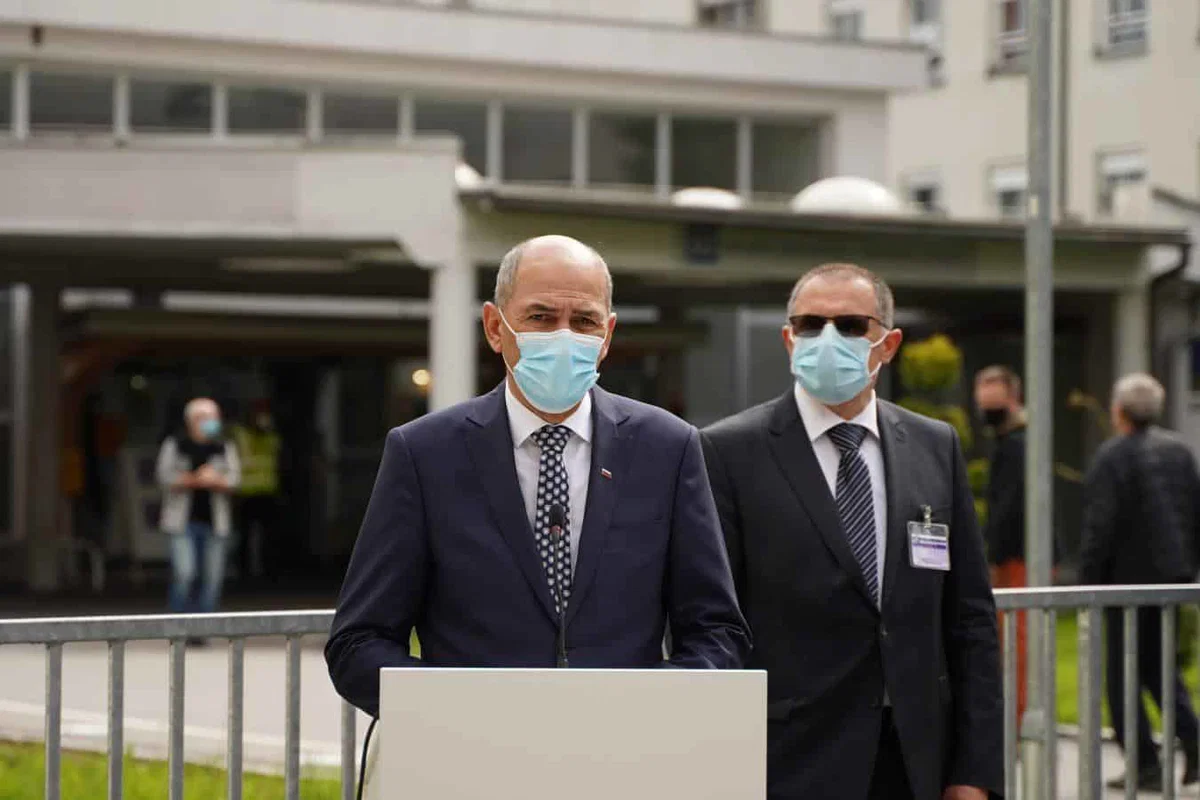 Janša po otvoritvi covid oddelka: SB Slovenj Gradec dokazuje, da zmore tako na področju stroke in zdravstva, kot tudi, ko gre za dobre finančne rezultate bolnišnice (VIDEO in FOTO)