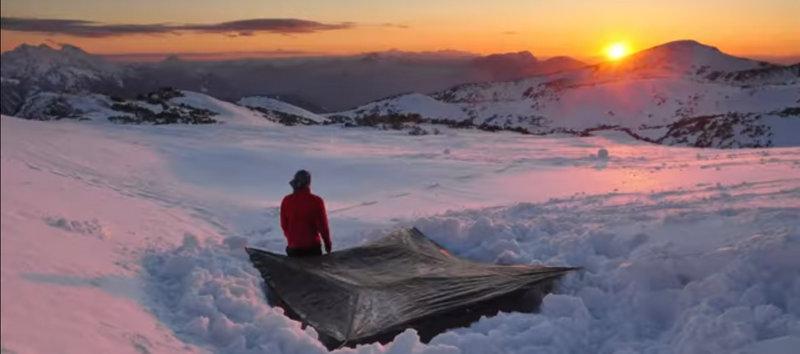 Tako zgleda bivakiranje na Peci v zimskih razmerah (VIDEO in FOTO)