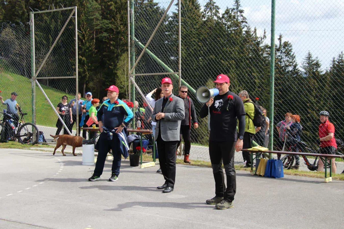 Srečanja na Graški Gori so se poleg županov in podžupana udeležili tudi pohodniki in kolesarji (VIDEO in FOTO)