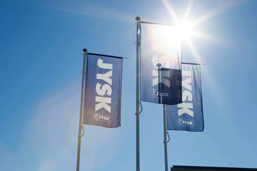 3000 vodij trgovin iz JYSK-a bo pomagalo pri zaposlitvi 2000 bodočih kolegov