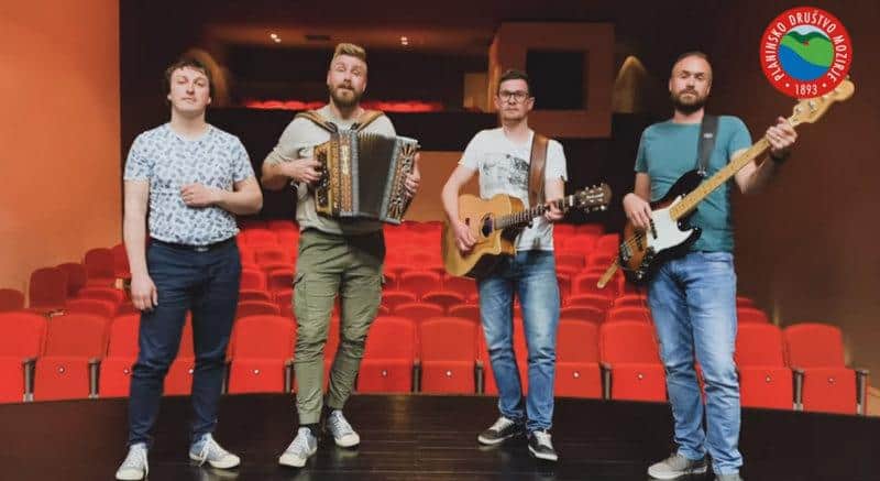 Ta petek so "za Mozirsko kočo" zaigrali in zapeli iZvirni muzikanti in Abuhi (VIDEO)