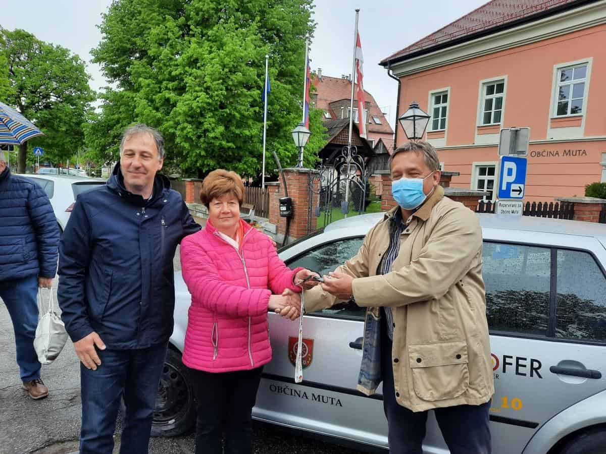 Brezplačni prevozi za starejše tudi na Muti. Občina vabi k sodelovanju prostovoljce