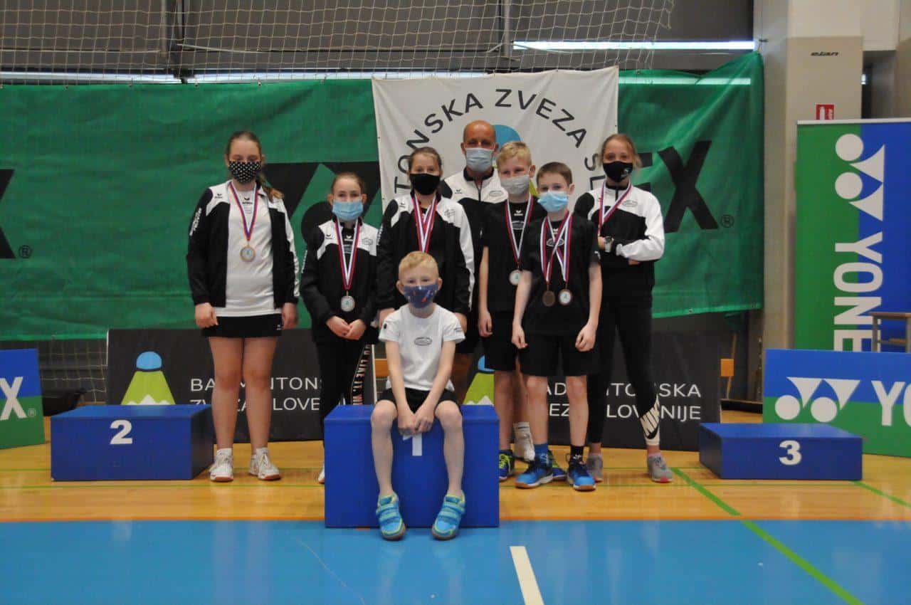 Mladi koroški badmintonisti na državnem prvenstvu do petih medalj