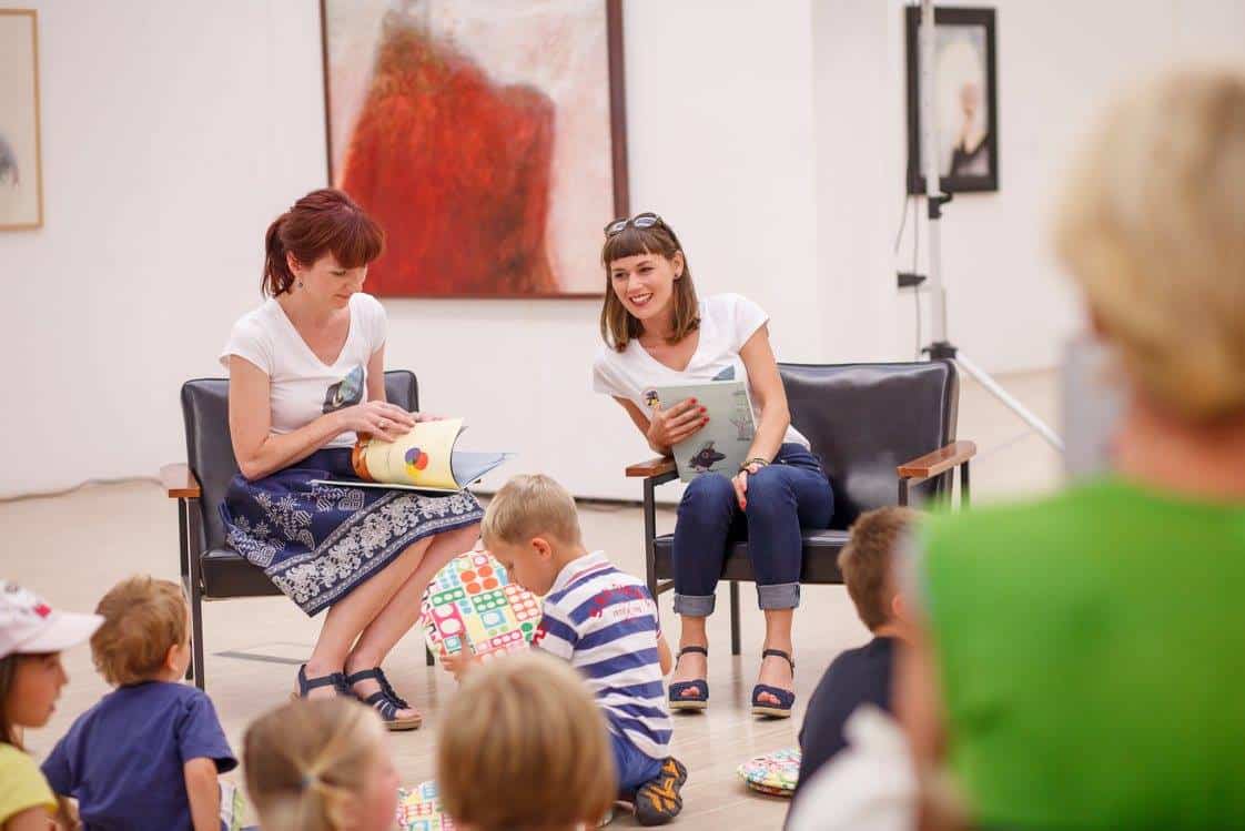 V Galeriji Ravne se bo z razstavo slik predstavila Tjaša Rener