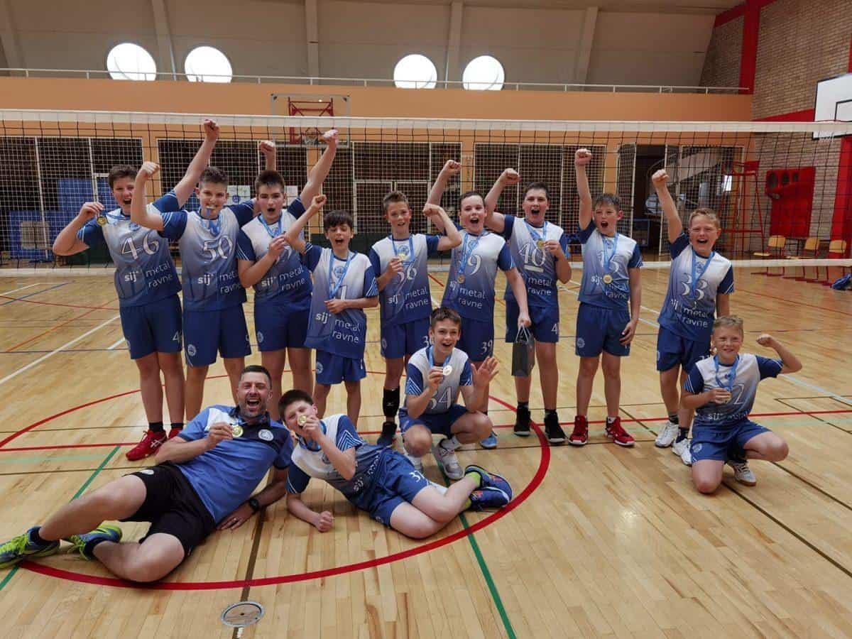 Odbojkarji Fužinarja državni prvaki v mali odbojki