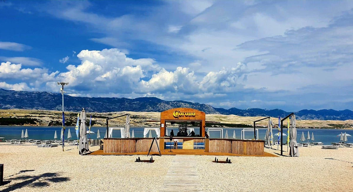 FOTO: Takšno je trenutno stanje v Zrćah