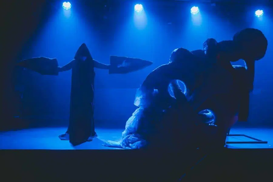 Na Ravne prihaja srhljiva poslastica