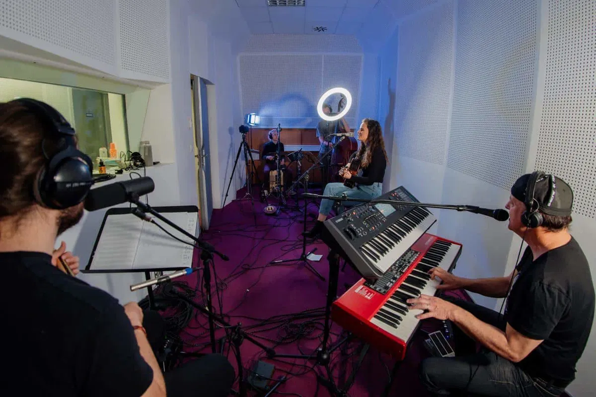 Peta gostja Corona Detention koncerta je bila Ditka z bandom