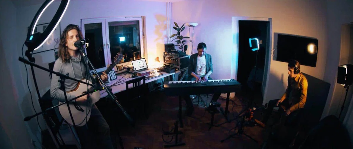 Slovenjgraški ZircuS s predrugačeno verzijo vesoljske popevke