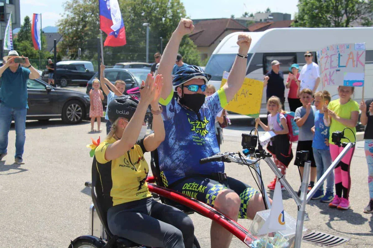 Deželaku Junaku in njegovi sanjski ekipi je uspelo! Toliko denarja so zbrali