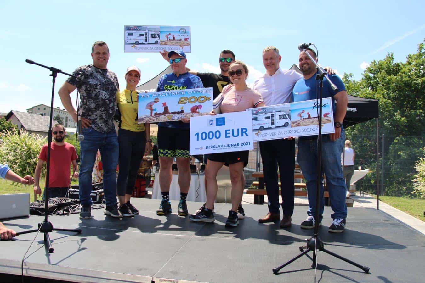 Korošci toplo sprejeli junaka Deželaka in projekt podprli z donacijami (VIDEO in FOTO)