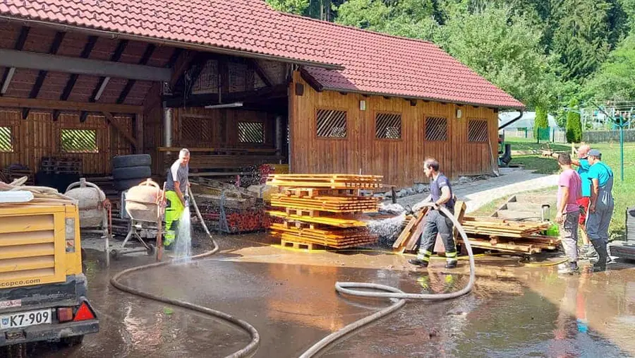 V Mislinji škodo po nedeljskem neurju ocenjujejo na tri milijone evrov