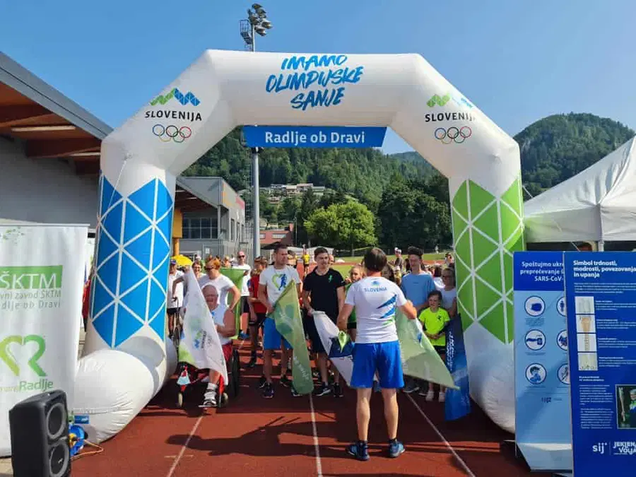 Slovenska bakla na poti od Raven do Tokia danes tudi v Radljah ob Dravi