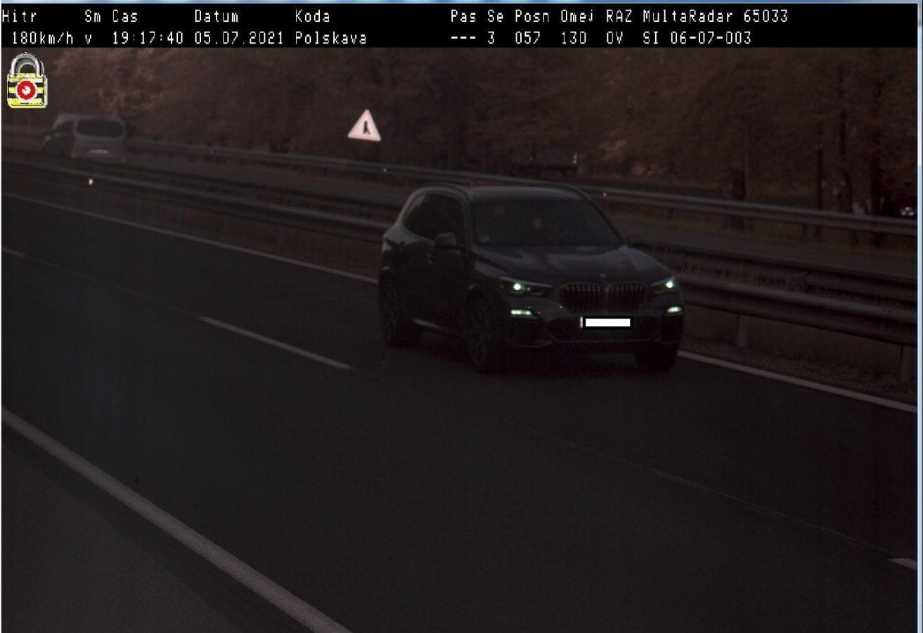 Voznik na štajerski avtocesti krepko prehiter pri treh zaporednih meritvah