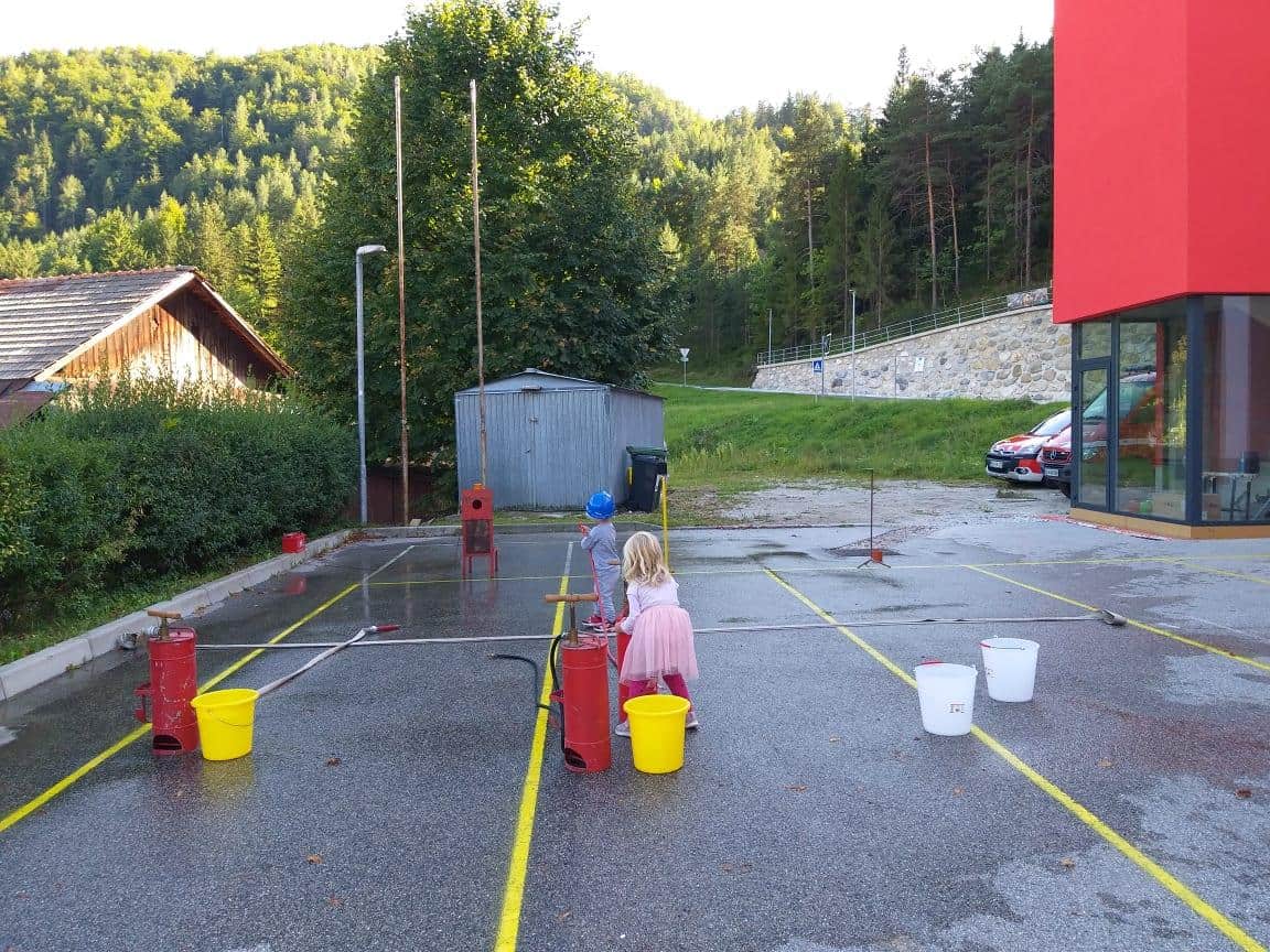 Mežiški gasilci odprli vrata in poskrbeli za nepozabna doživetja (VIDEO in FOTO)