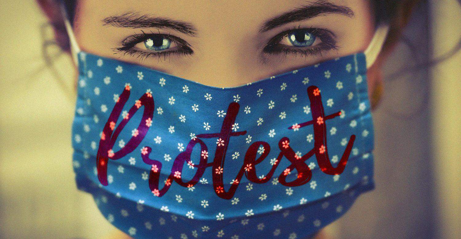 Protestni konvoj se kljub prepovedi približuje Parizu