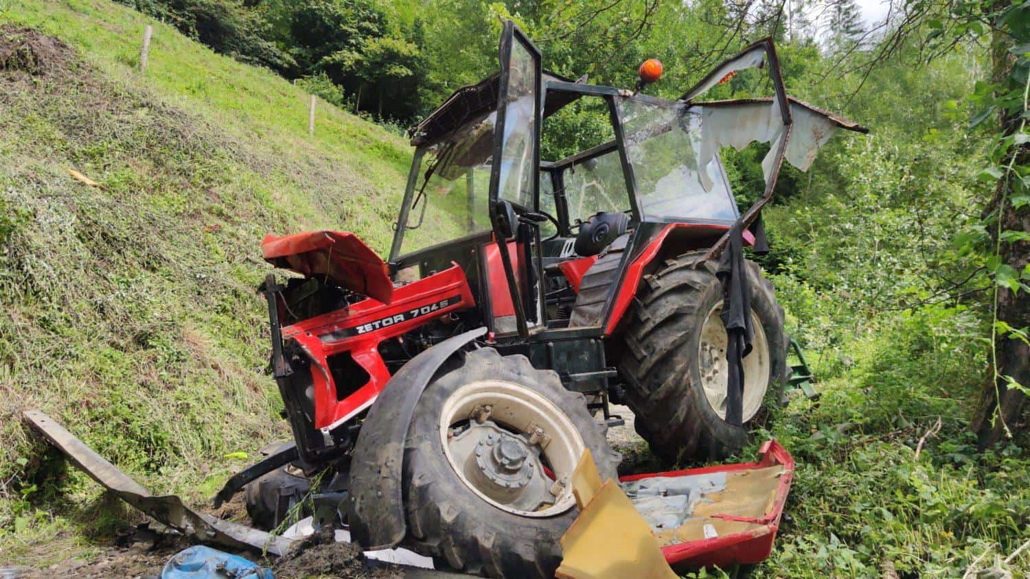 Podrobnosti torkove tragične nesreče s traktorjem