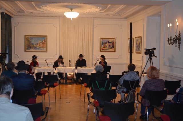 V dvorcu Bukovje se je odvila predstavitev novega romana Ivana Peneca