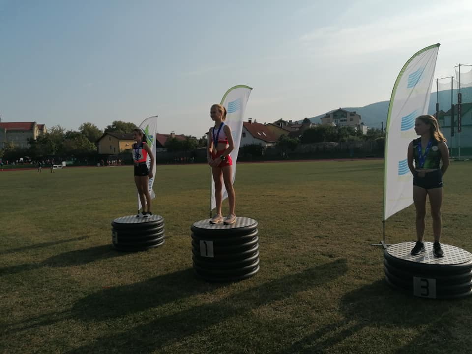 Korošica Ana Vita Verneker državna prvakinja v teku na 1000 metrov