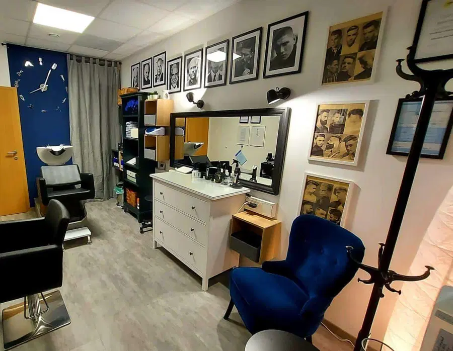 V Slovenj Gradcu odprli nov frizerski salon, namenjen le moškim (FOTO)