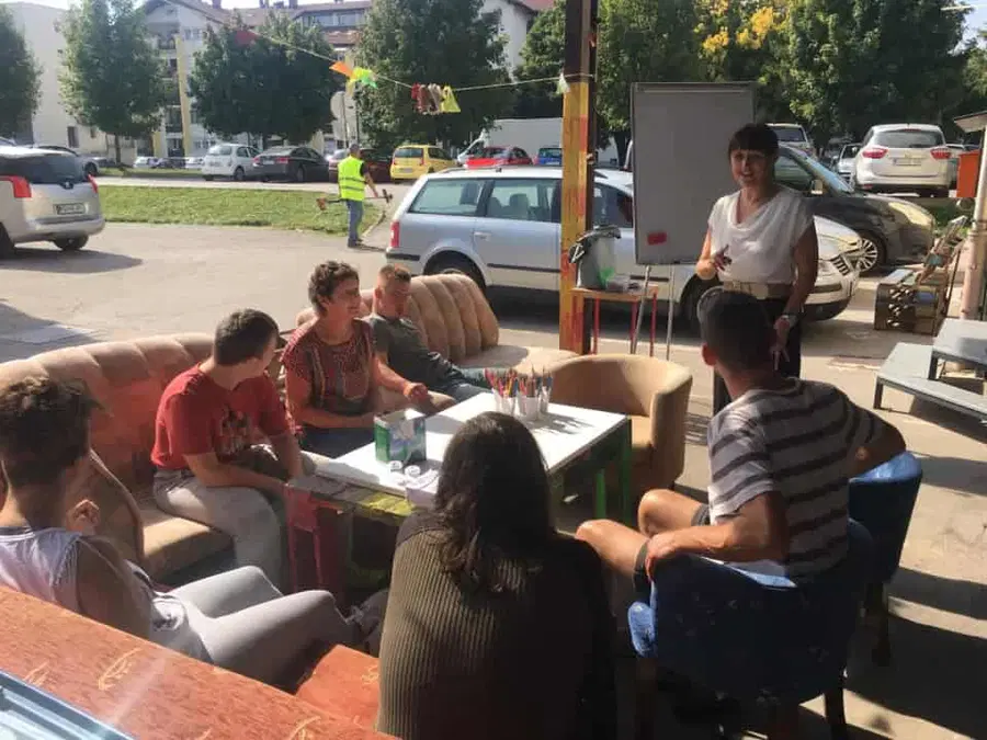 Živela ustvarjalnost! V treh letih več kot 20 ustvarjalcev in prav toliko različnih načinov kreativnosti