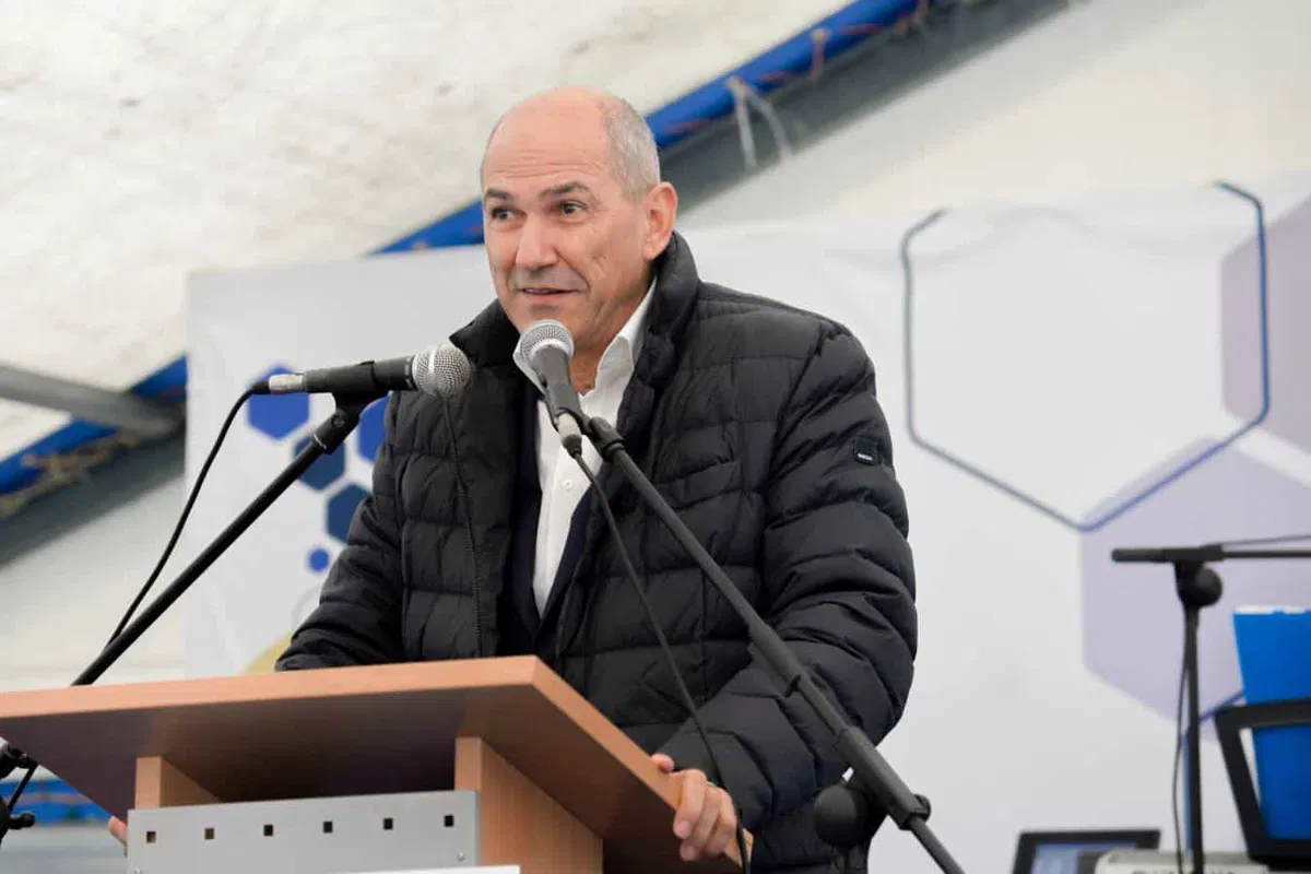 Premier Janša v četrtek in petek v Ukrajino