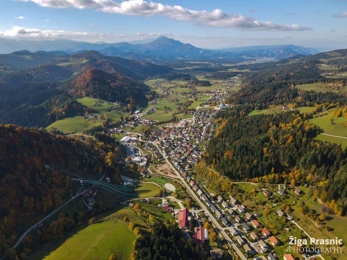 Največ, 12 diplomantov na tisoč prebivalcev je v občinah Mislinja in Veržej