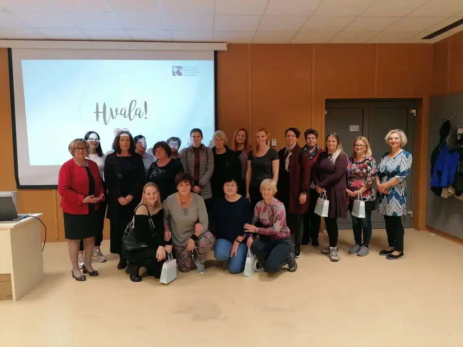 Ženski forum Koroška organiziral okroglo mizo z naslovom “Na zdravje, Korošica” (FOTO)