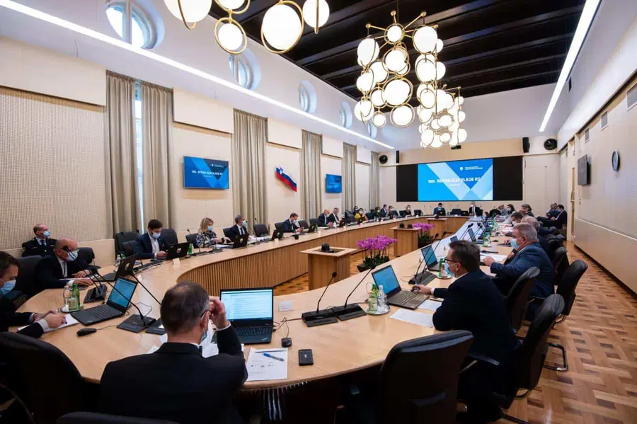 Vlada za generalnega direktorja Fursa imenovala Ivana Simiča