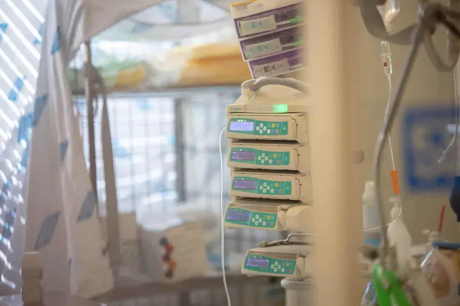 V soboto na Koroškem 52 novih okužb, v SB Slovenj Gradec zdravijo 46 covidnih bolnikov