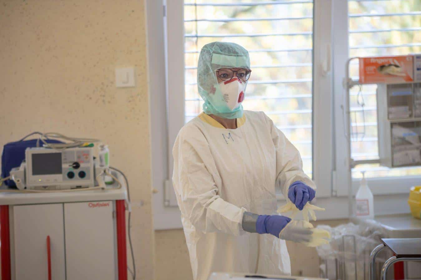 V torek na Koroškem 91 novih okužb, v SB Slovenj Gradec zdravijo 47 covidnih bolnikov