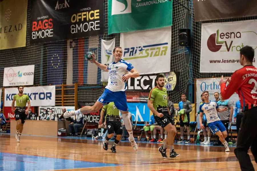 V dvoboju čvrstih obramb je imelo srečno roko domače moštvo Slovenj Gradca