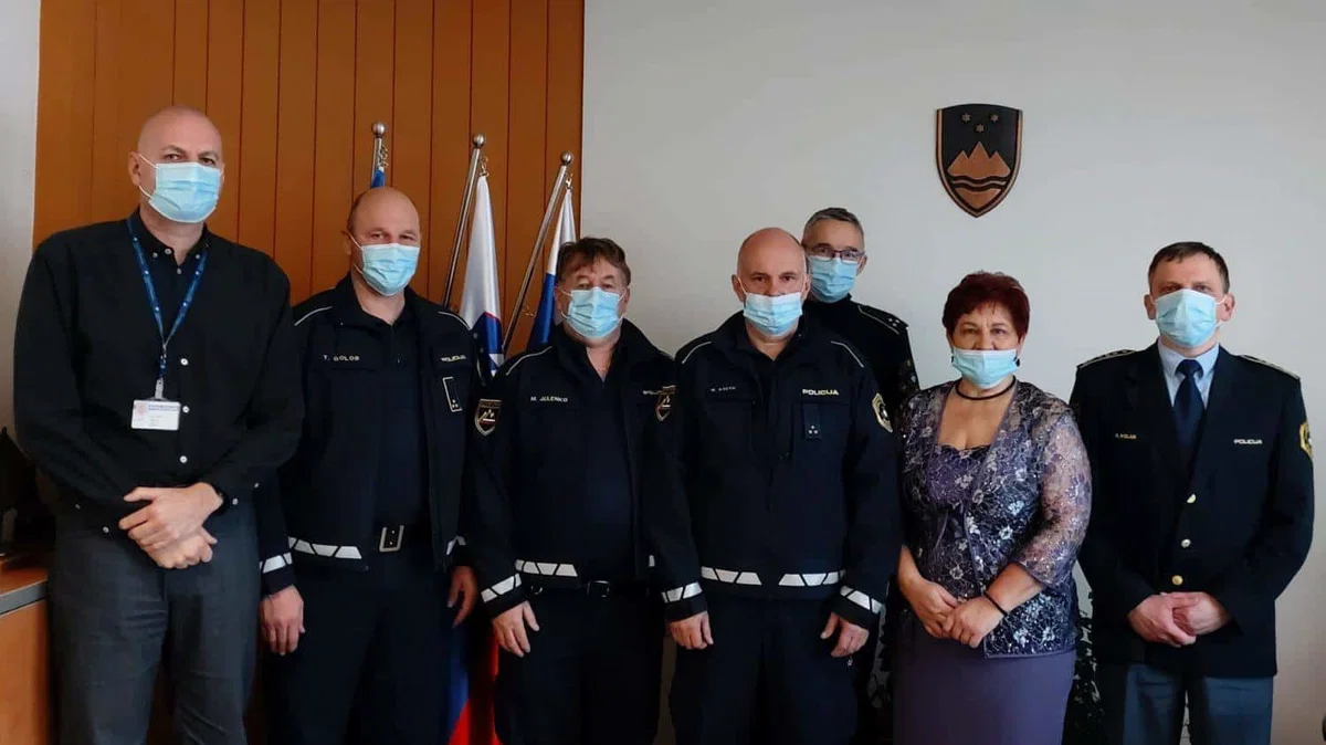 Marijan Kreuh je z delom začel leta 1990 v Oddelku milice Muta, zdaj odhaja v pokoj