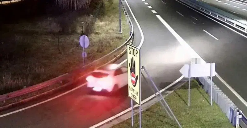 Neverjetno: Več voznikov tudi letos v napačno smer po avtocesti (VIDEO)