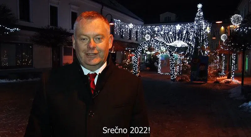 Klugler: "Spoštujmo vrednote, toplino in zavetje, ki nam jih daje to naše ustvarjalno, mirno, varno in zaupanja vredno okolje, naš Slovenj Gradec"