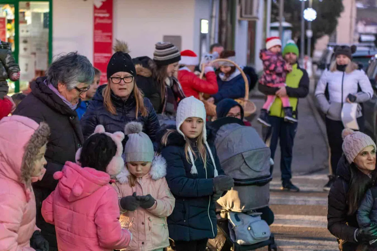 Božiček včeraj razveselil tudi krajane Podgorja (FOTO)