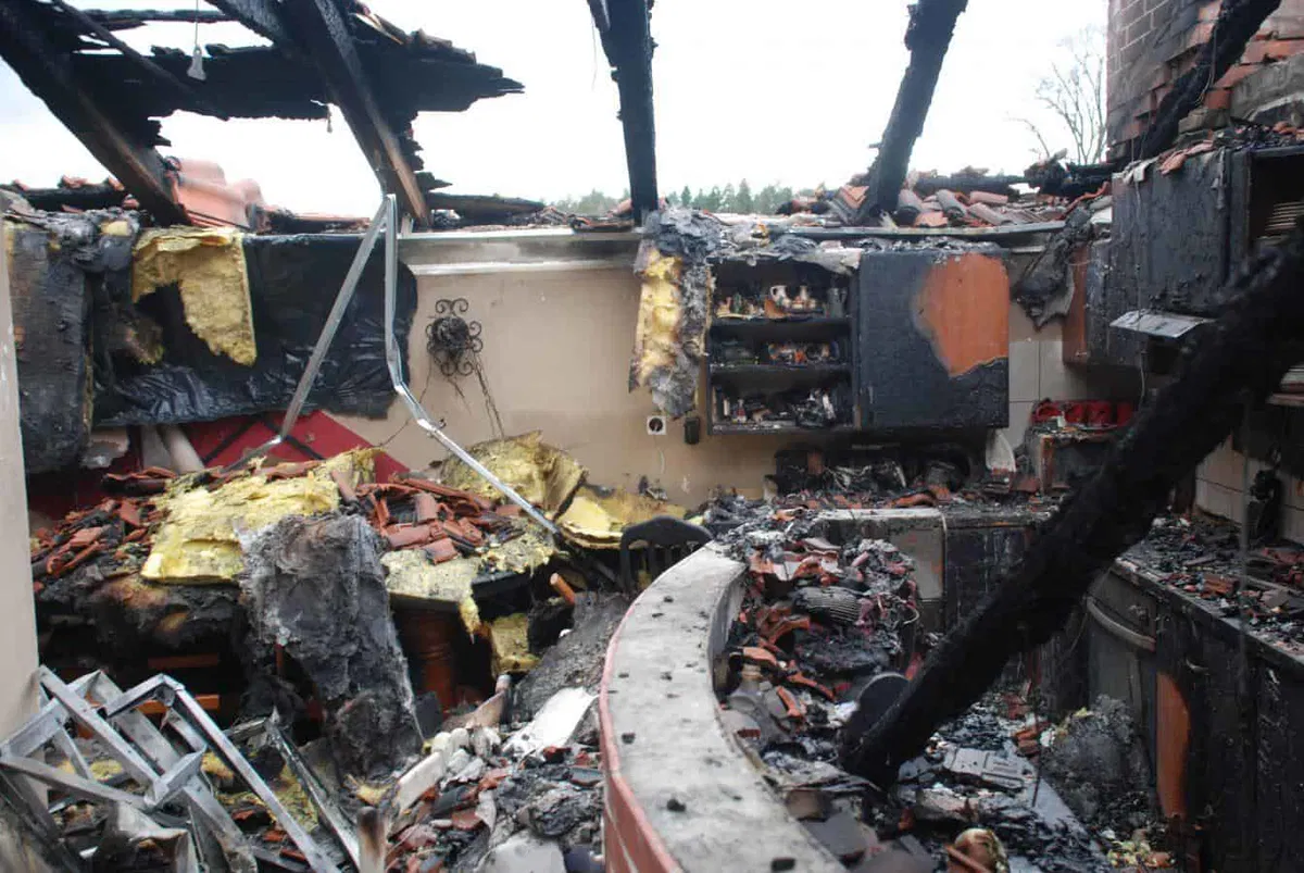 Na območju Žalca požar uničil mansardno stanovanje (FOTO)