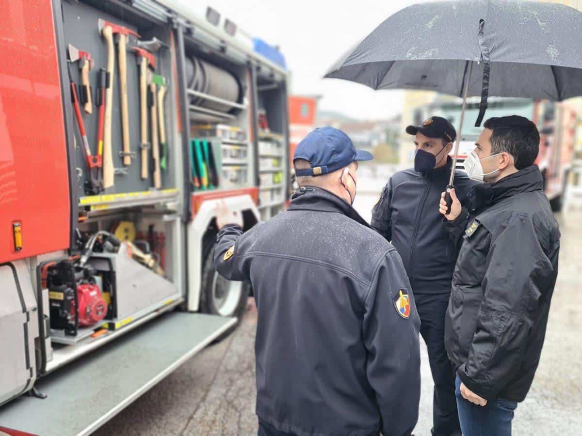 Tonin na Ravnah o pomenu povezovanja za krepitev zavoda v prihodnje ter črpanju evropskih sredstev za področje civilne zaščite (FOTO)
