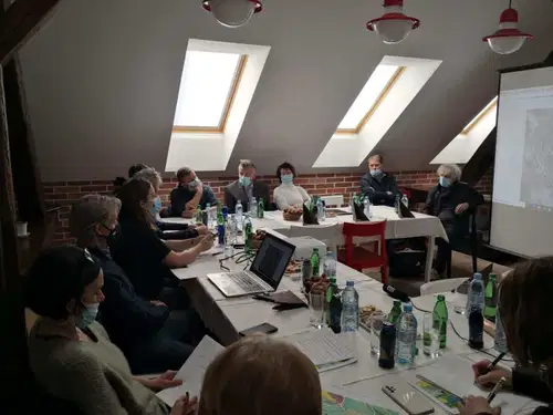 Predstavniki kmetov v Slovenj Gradcu ponovno z zahtevo po varovanju kmetijskih zemljišč