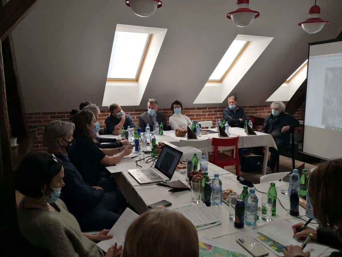 Predstavniki kmetov v Slovenj Gradcu ponovno z zahtevo po varovanju kmetijskih zemljišč