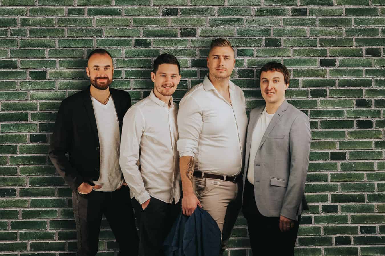 Koroški ansambel Abuhi izdali novo pesem z res 'odbitim' videospotom