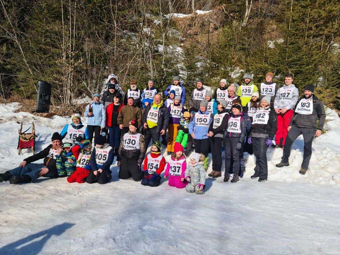 ŠD Najevska lipa pripravilo tekmovanje v sankanju z bogatim nagradnim skladom. S progo je najhitreje opravil Vili Obretan (FOTO)